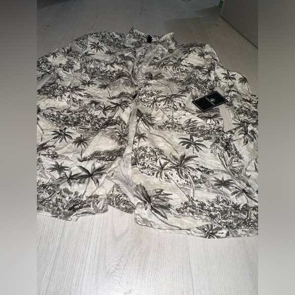 New Volcom tropical blazer - Picture 3 of 8